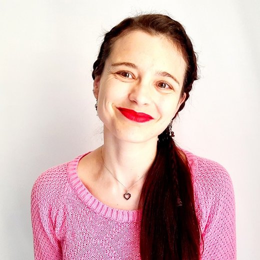 Suzie Delgado — lektor angličtiny